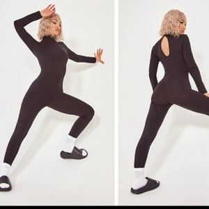 NWT PrettyLittleThing Black High Neck Keyhole Black Jumpsuit M Kim K Inspired